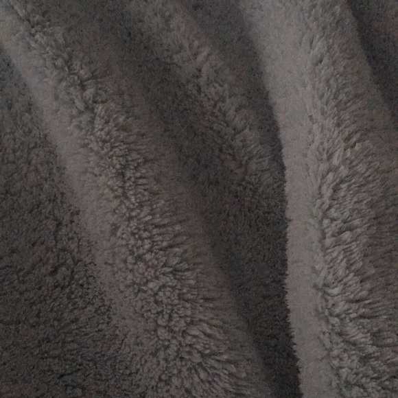 Meet your Posher, Alita - Picture 1 of 1